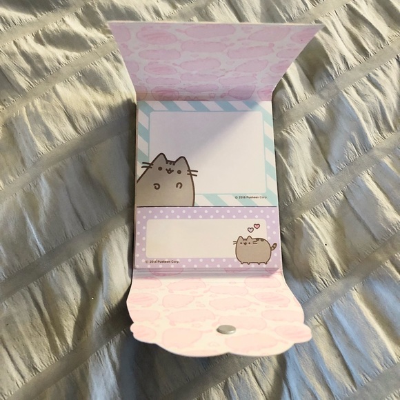 Pusheen Sticky Notes - Picture 3 of 6